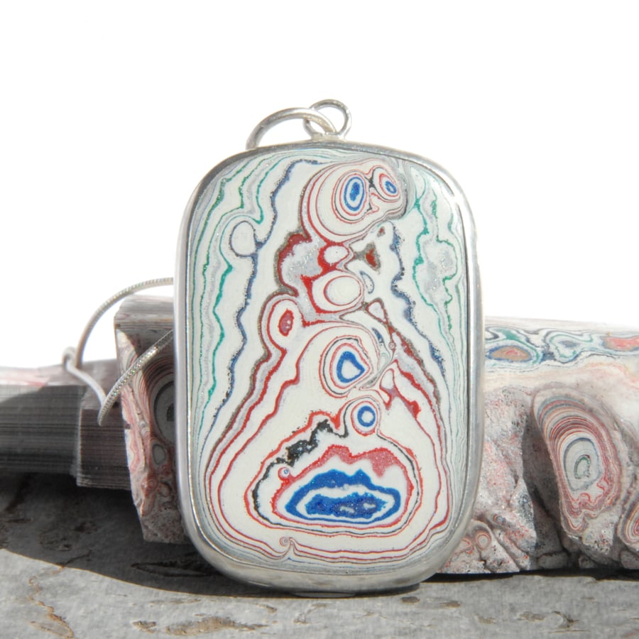 Oblong 70's fordite and sterling silver pendant