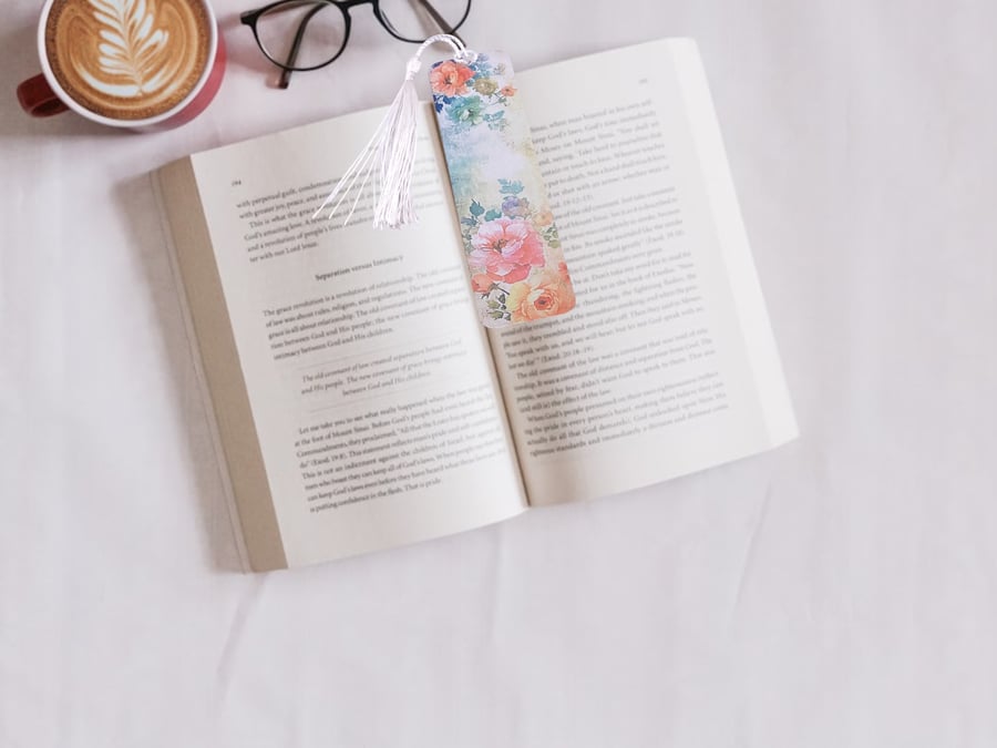 Cottagecore Vintage Metal Bookmark - Back to school gift!