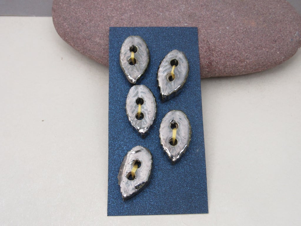 5 Small Leaf Shaped Metallic Silver Ceramic Buttons