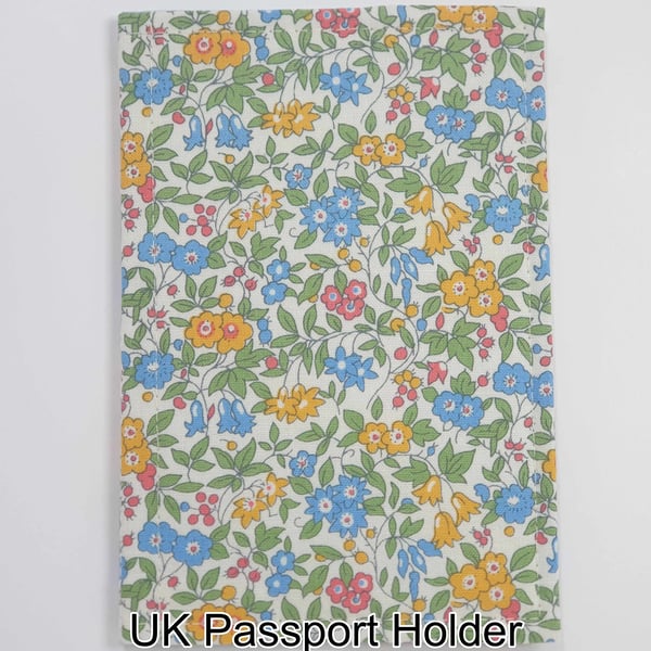 Liberty of London Fabric UK Passport Holder – 005