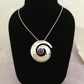 Large Swirl Pendant in Mulberry Wine