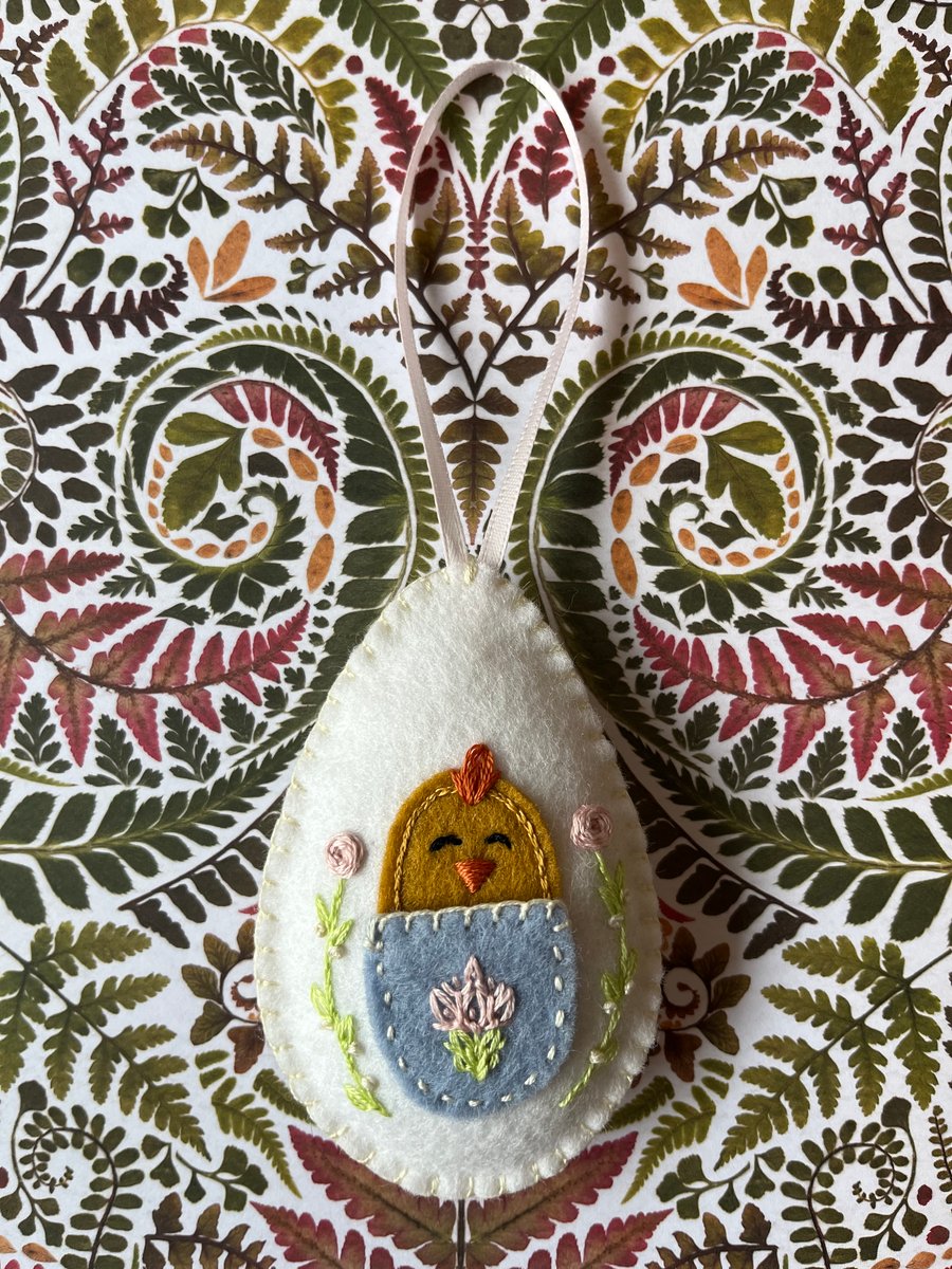 Easter Chick - Felt Easter Egg