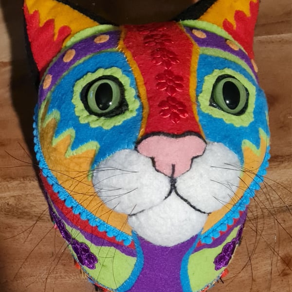 Larger than life felt cat head wall mount 'El Gato Loco'