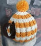 Small Tea Cosy for 2 Cup Tea Pot, Cornish Style, Hand Knitted - Image 3