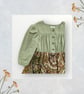 Elephant Print and Plain Dress with Elastic Waist and Puff Sleeves. 4-5yrs. G27 - Image 4