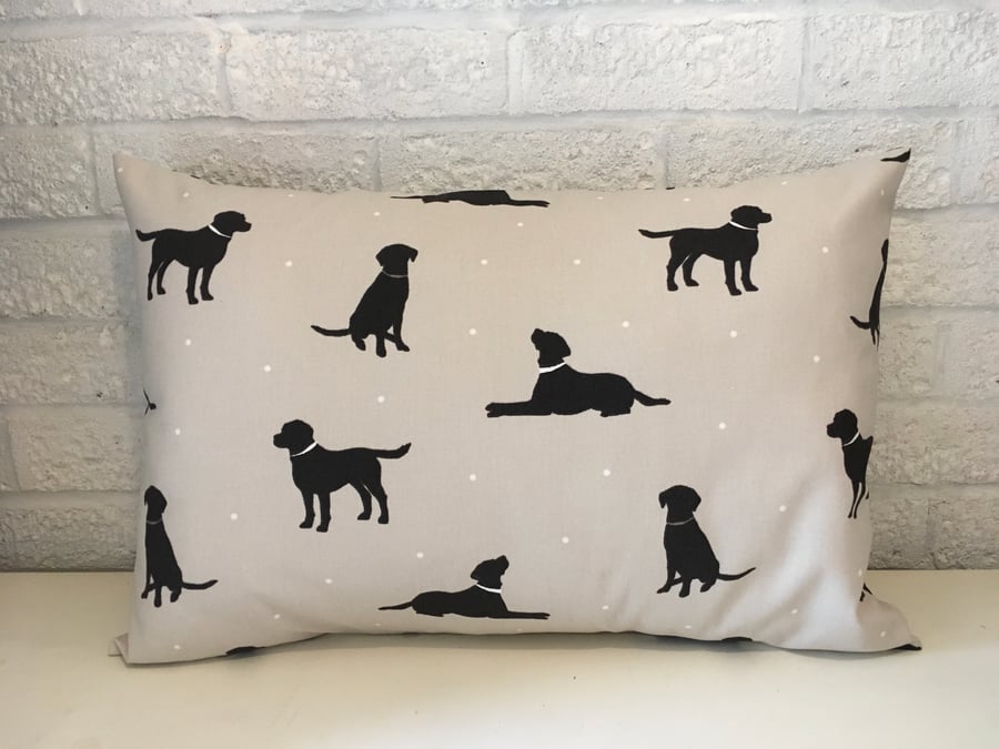 Country Lifestyle Black Lab Labrador Gundog Cushion 24 X 16