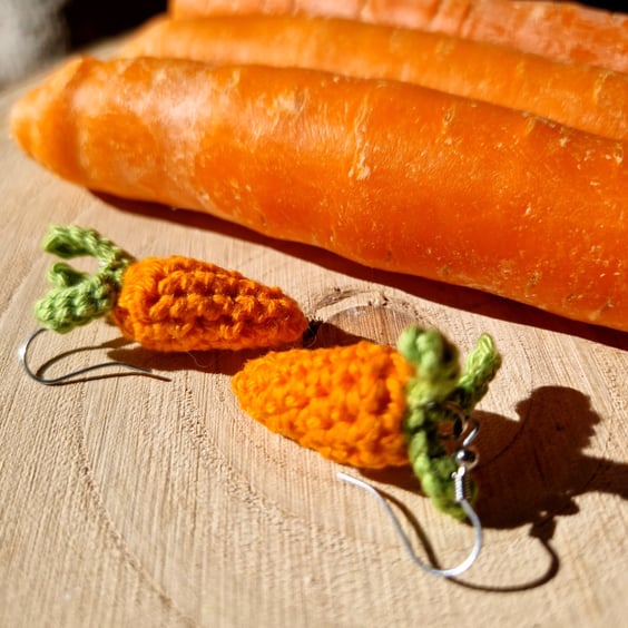 Carrot earrings, Fun orange dangle earrings, Vegetable themed earrings