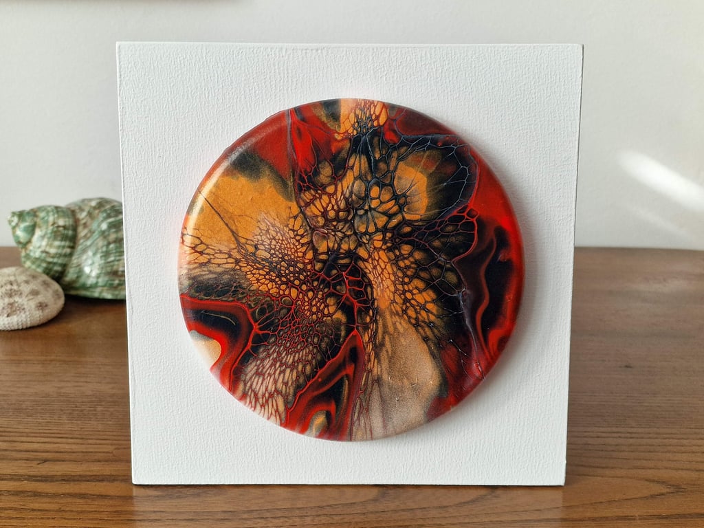 18.8cm x 18.8cm acrylic pour painting wall plaque