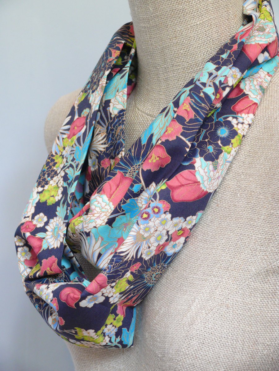 Liberty Infinity Scarf