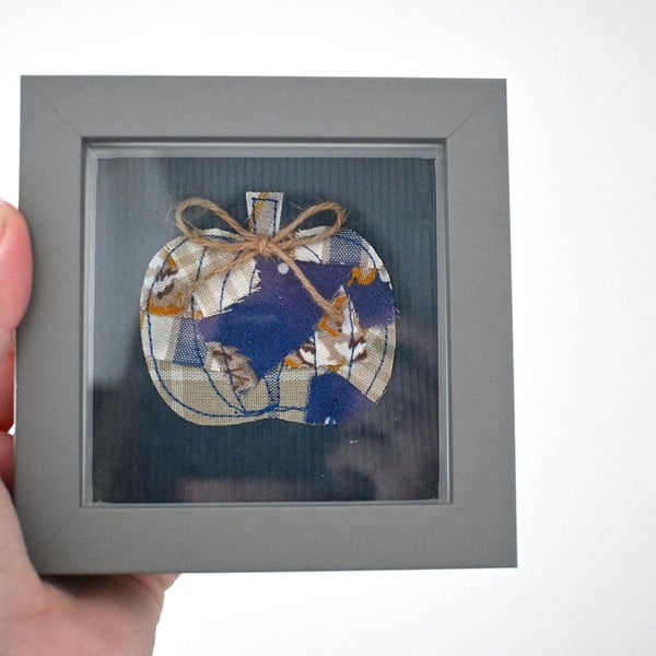 textile art pumpkin picture