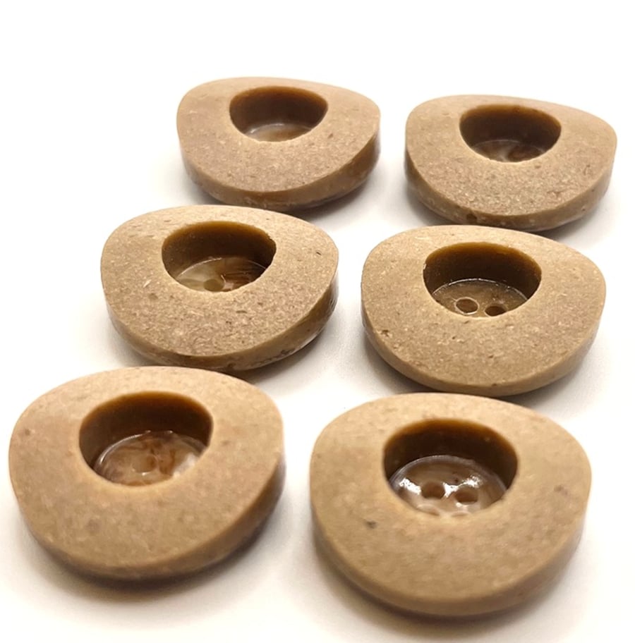 6 Coconut Shell Buttons, Beige, Dish, 23mm Wide, Chunky Rim, Italian Design