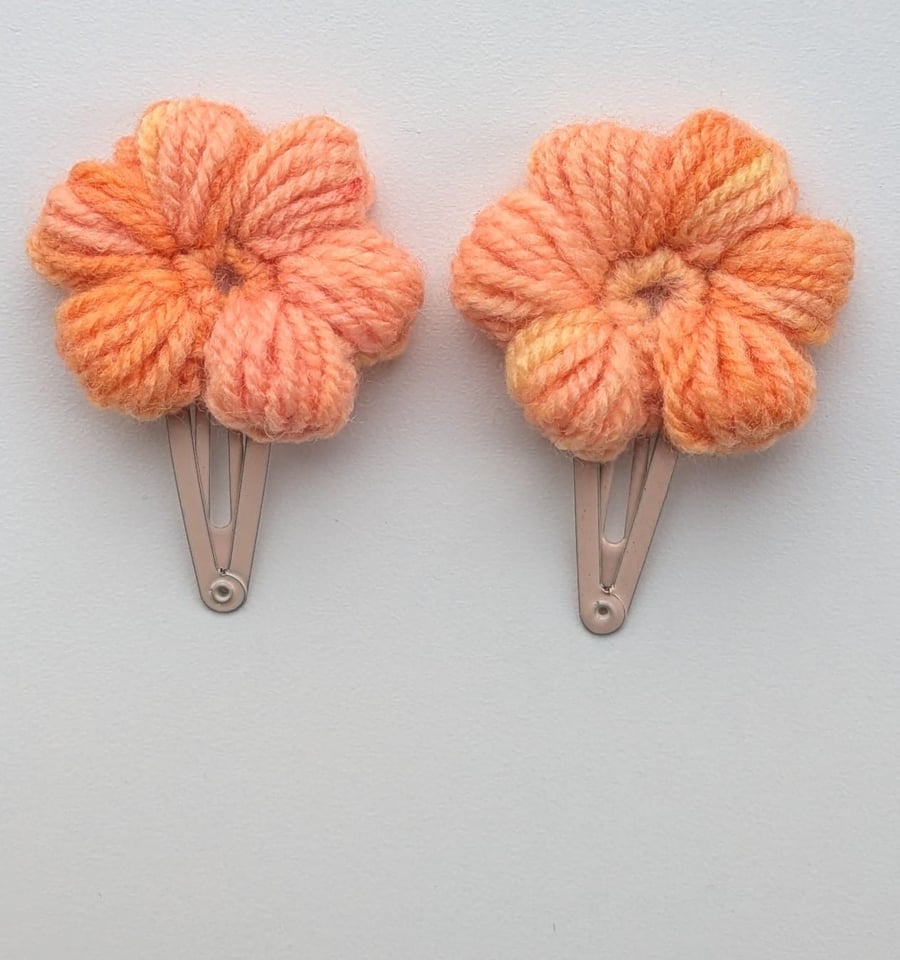 Pair of Peachy Crochet Flower Hair Clips