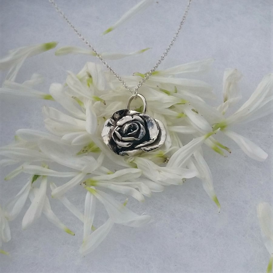 Rose Necklace