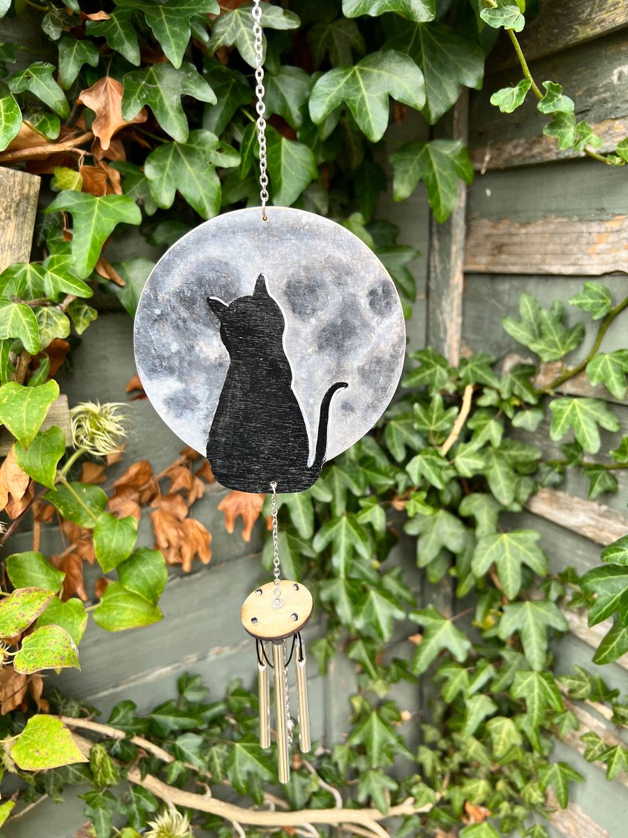 Cat and moon wind chime 
