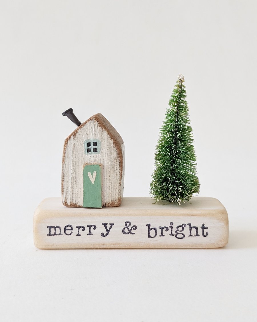 Little Wooden Handmade House in a Bag with Christmas Tree 'Merry & Bright' 