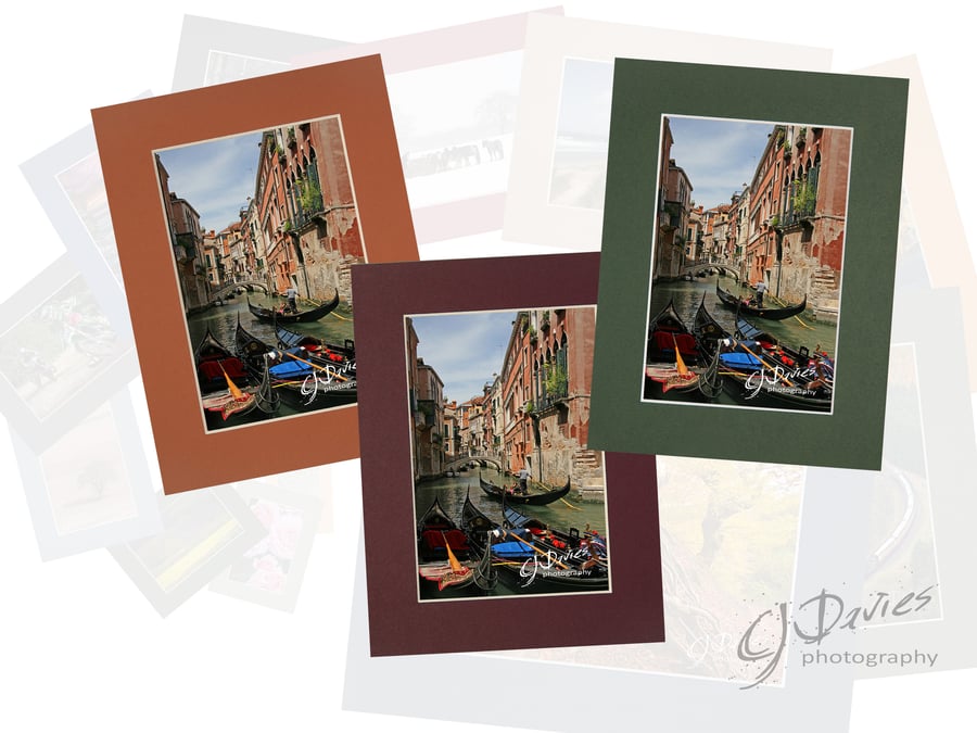 CJ033 - Gondolas, Venice