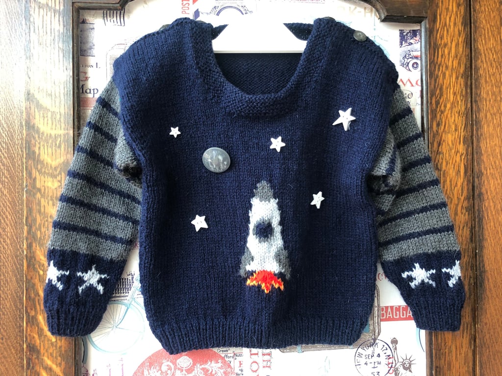 Hand knitted Space Rocket jumper age 3-4 years .Money for cat rescue . 