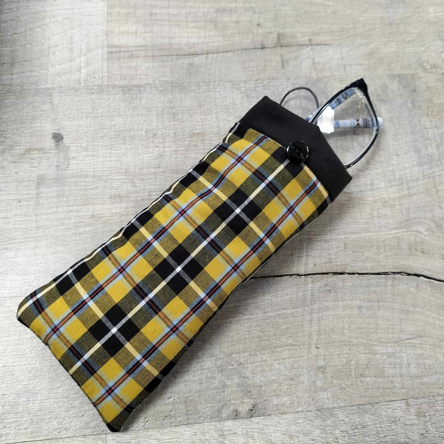 Glasses case with Cornish tartan 