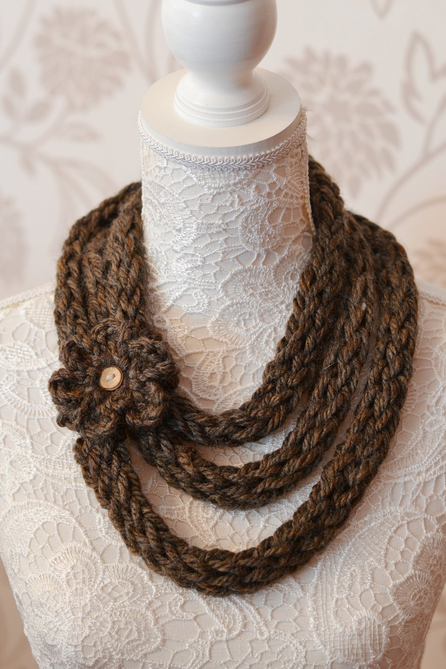Scarf Womens Super Chunky Finger Knitted Necklace 