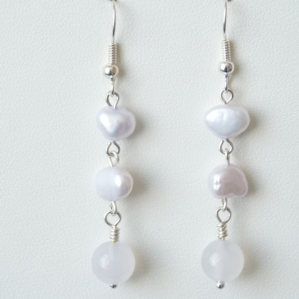White Cultured Pearl & White Agate Drop Earrings 