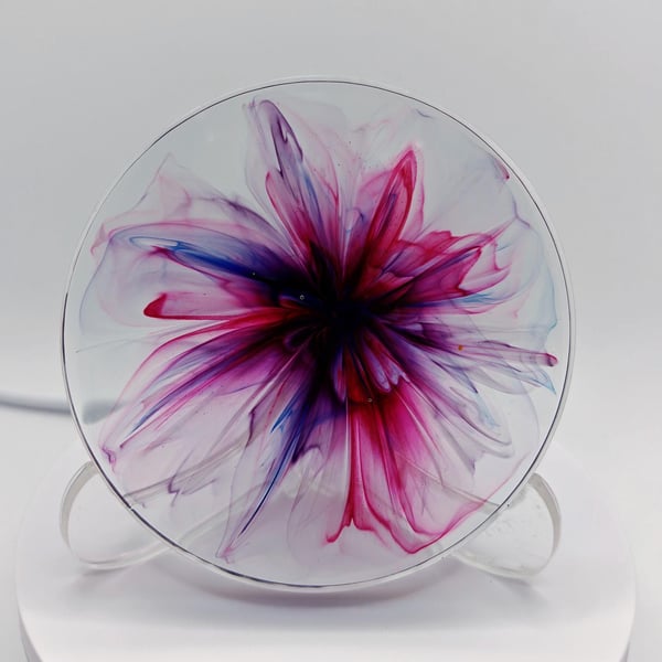 Blooming Floral Resin Coaster: Handmade Coffee Table Decor