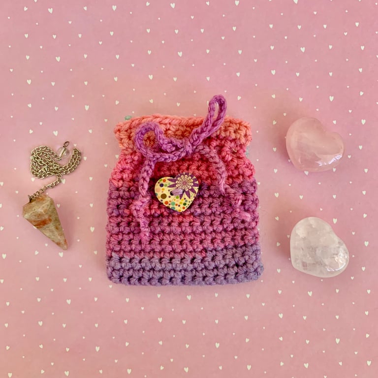 Handmade Crochet Crystal & Pendulum Pouch Travel Crystal Bag Heart Decoration 