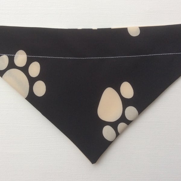 Reversible, over the collar bandana for small dog 