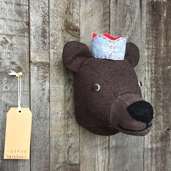 Wall mounted Bear head