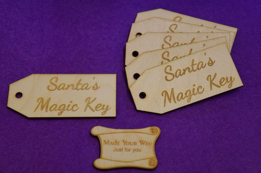 Birch Luggage Tag Squared Santa s Magic Key 4x9cm - 6 x Laser cut wooden shape