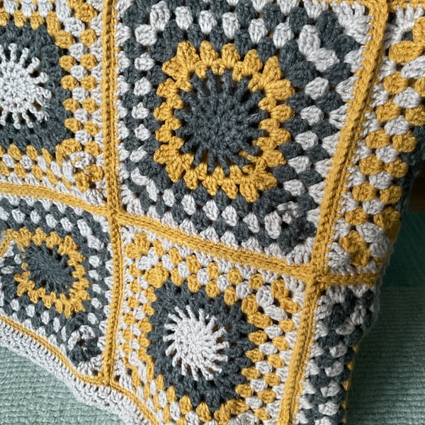 Handmade Granny Square Blanket – Heart & Hand Collection
