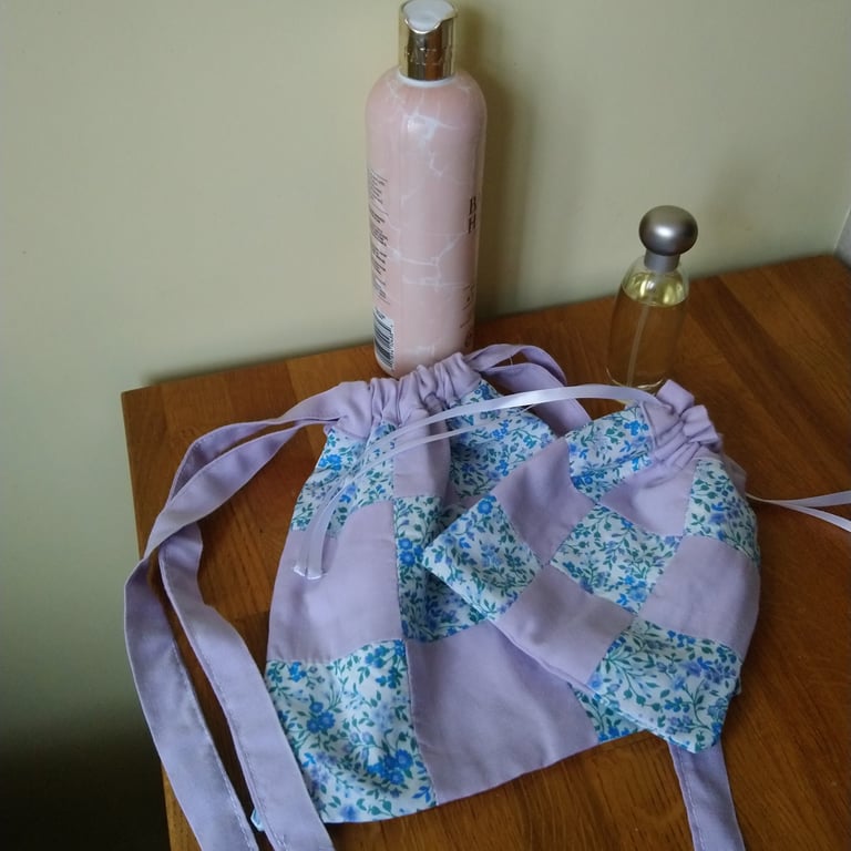 Pair of patchwork drawstring bags, gift bags, project bags. Choice of colours