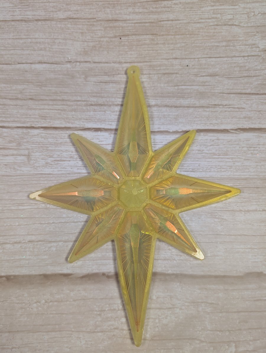 Handmade Star Ornament – Sunny