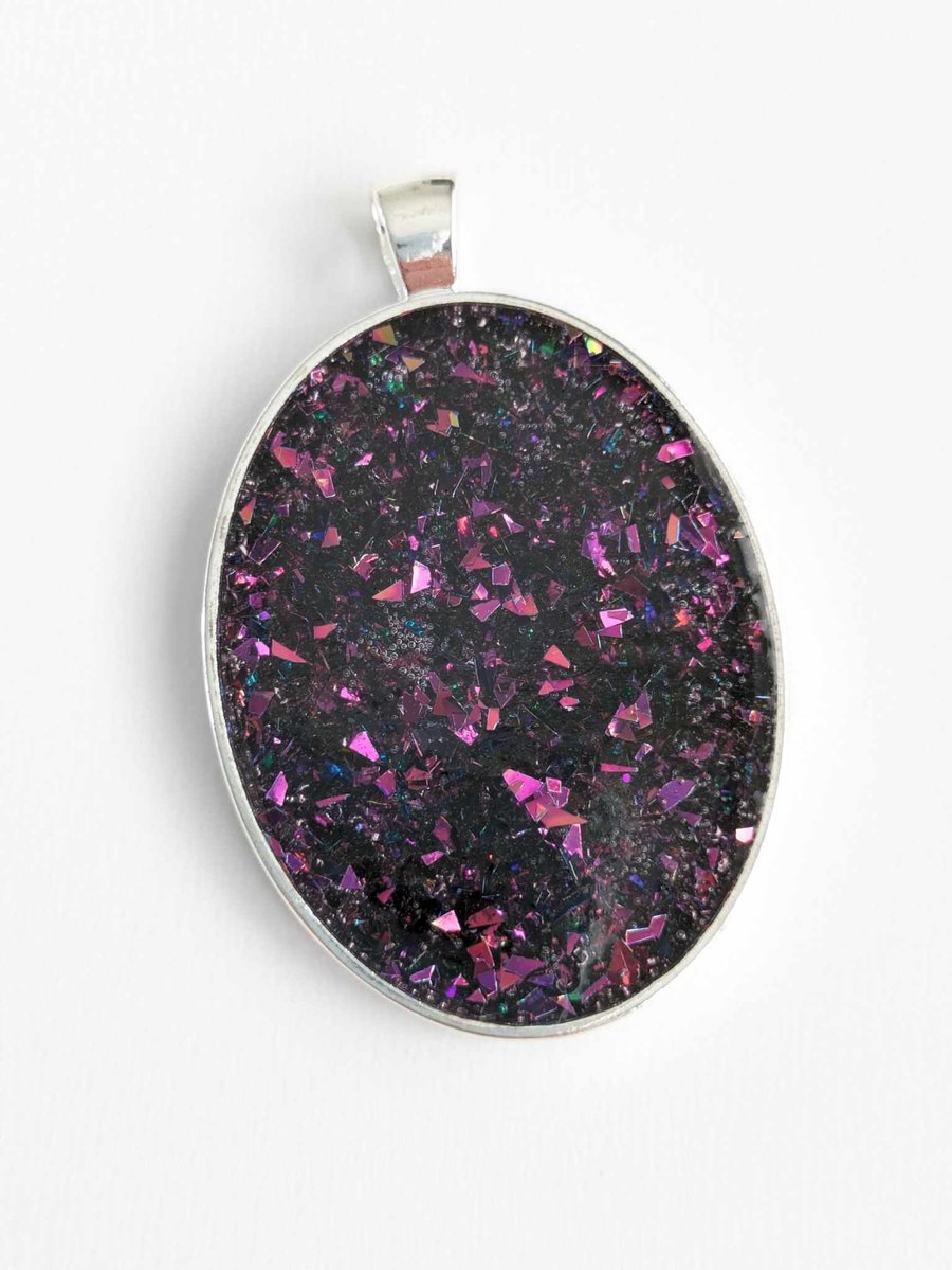 Large Oval Pendant With Deep Purple-Maroon Glitter Flakes