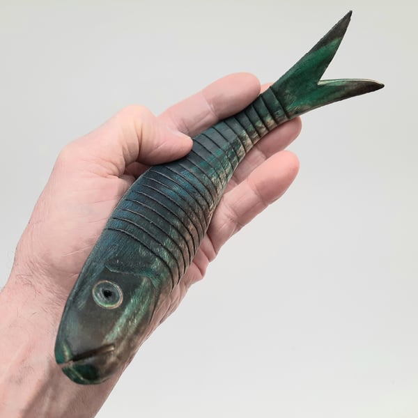 Articulating fish