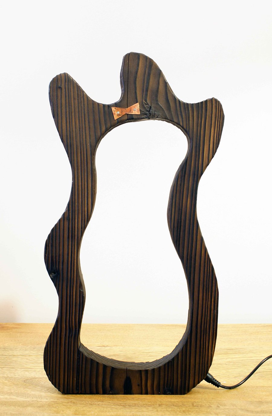 Reclaimed wood LED lamp