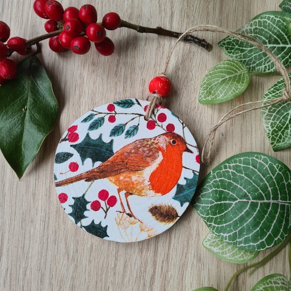 Christmas robin decoration wood slice hanging decoration