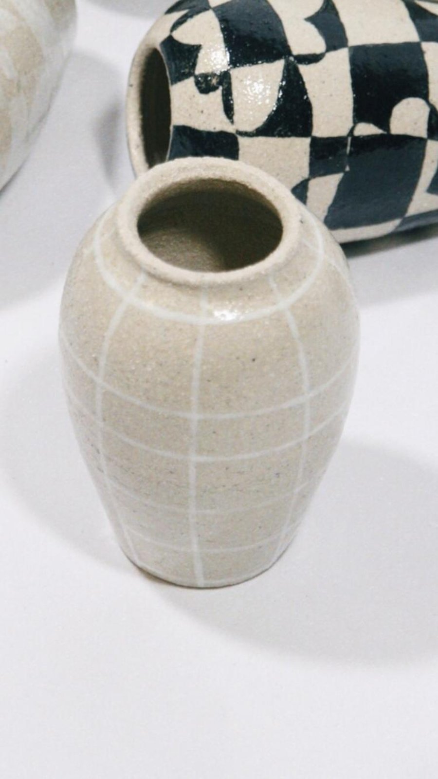 Clayandlimes X RAS: patterned vase 