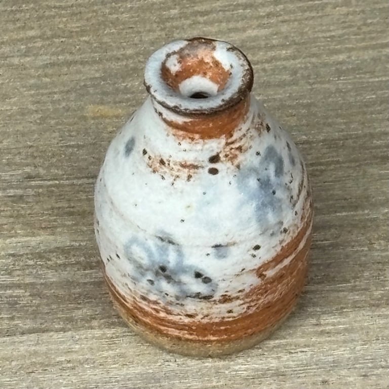 Teeny tiny vase