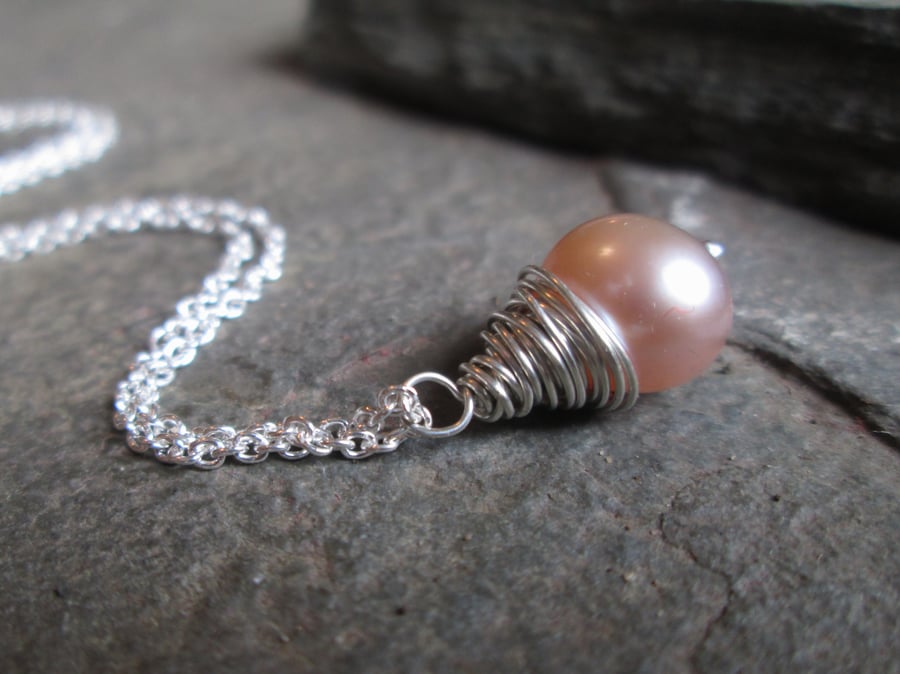 Pearl Necklace - Peach Pearl Pendant, Wedding Jewellery, Bridesmaid Gift