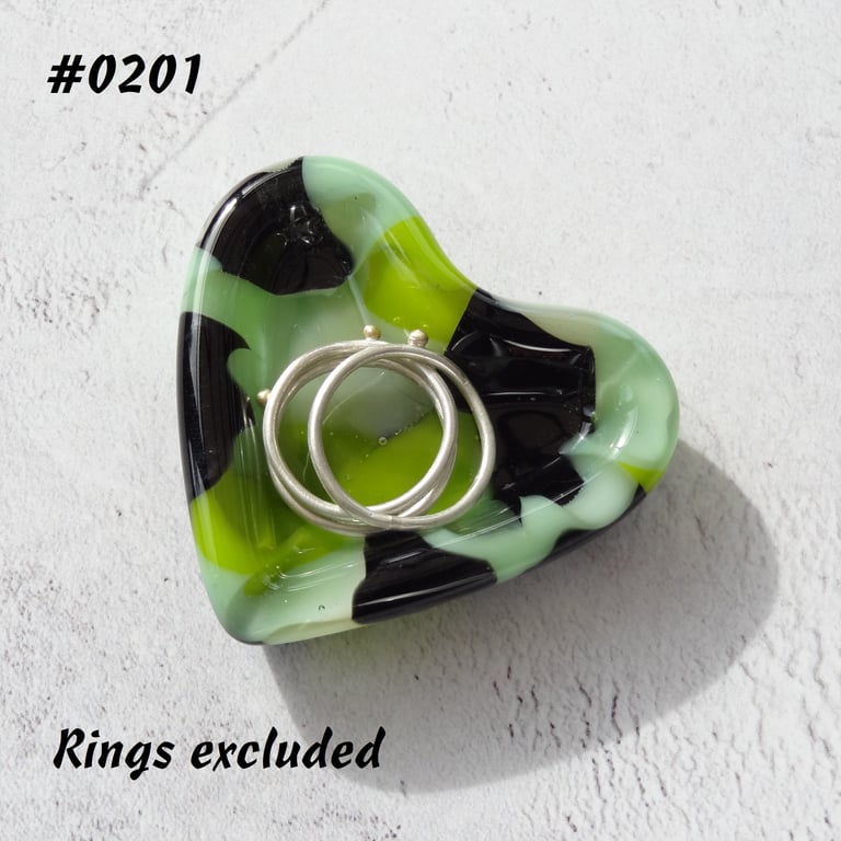 Green & black heart shaped fused glass ring dish, 5cm approx (0201)