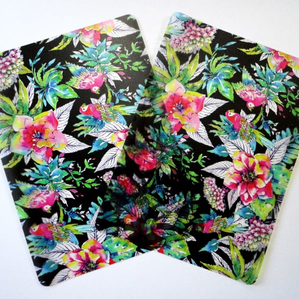 Two Plastic Company of Parrots Placemats