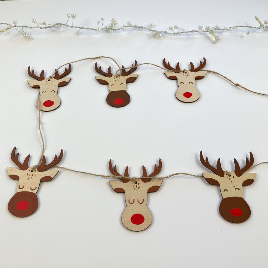 Reindeer Rustic Christmas Garland