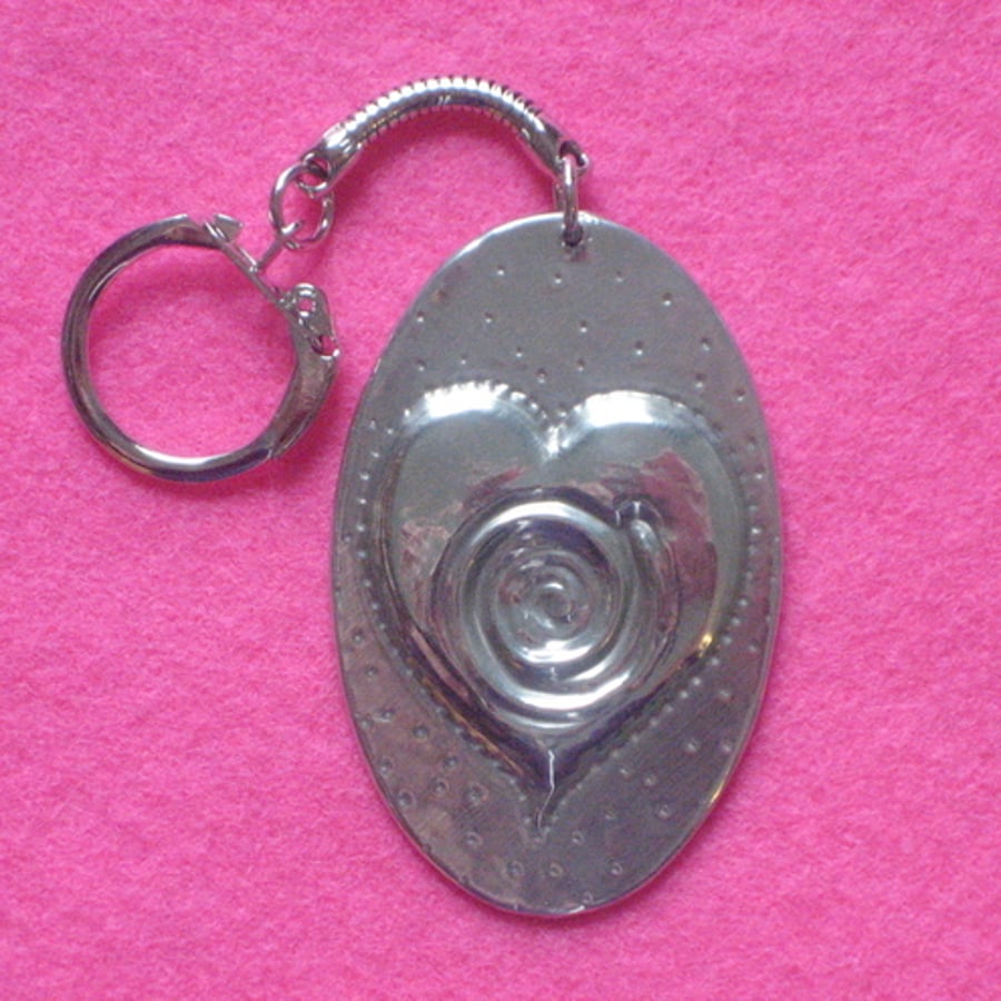 REDUCED! Pewter keyring,heart design