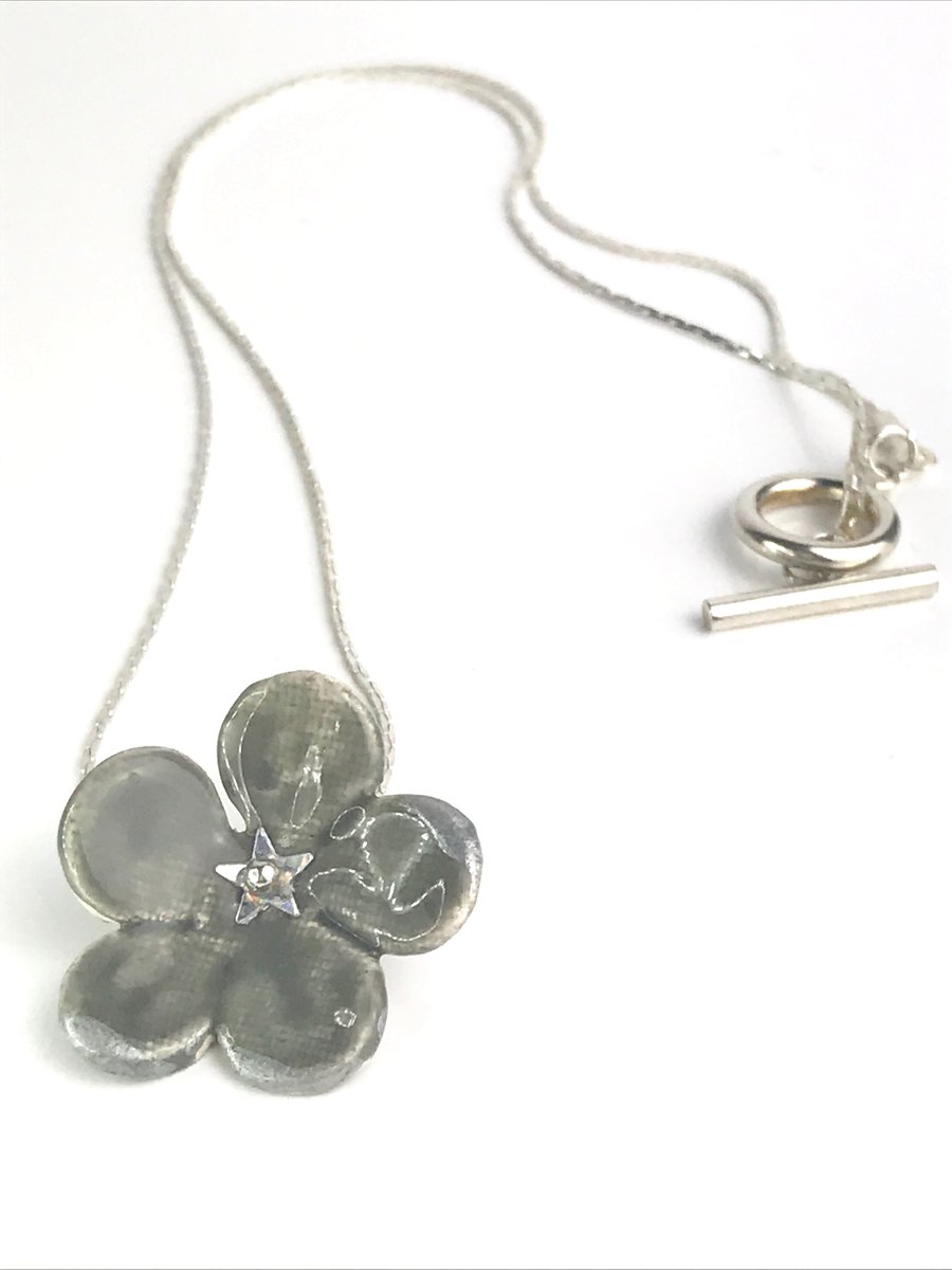 Grey Flower Ceramic Necklace