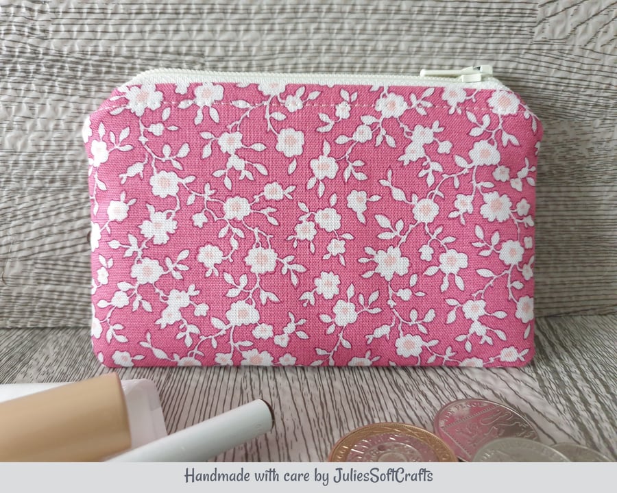 Coin Purse handmade with Liberty of London 100% Cotton Fabric outer. Floral