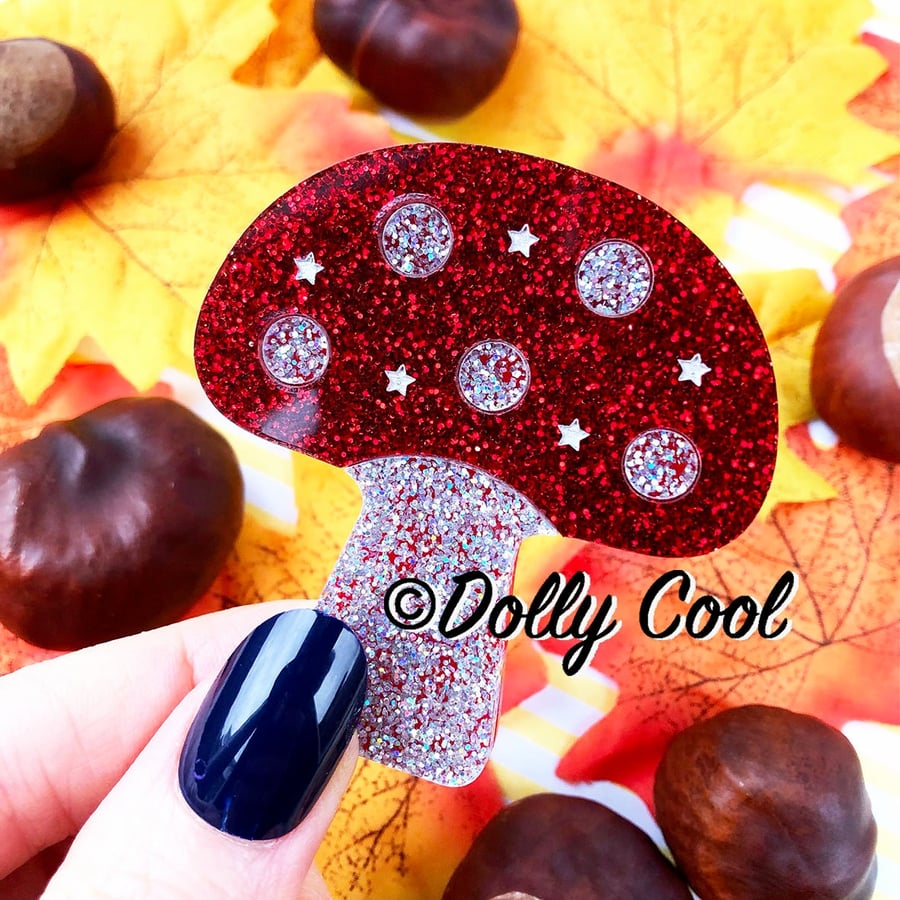 Mushroom Brooch in Red Glitter by Dolly Cool - Holographic - Fakelite - Toadstoo
