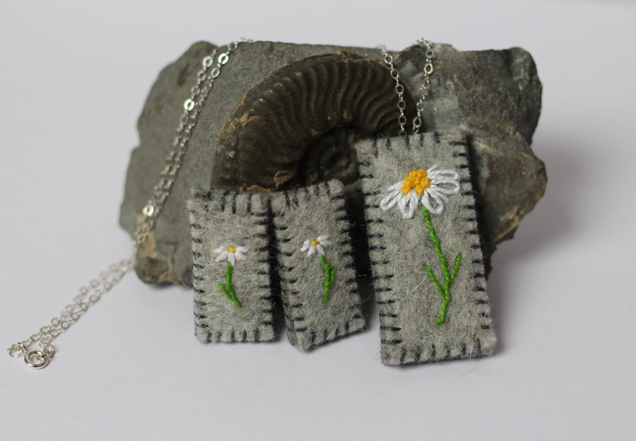 Daisy Wildflower Pendant and Earrings Felt and Sterling Silver Jewellery Set