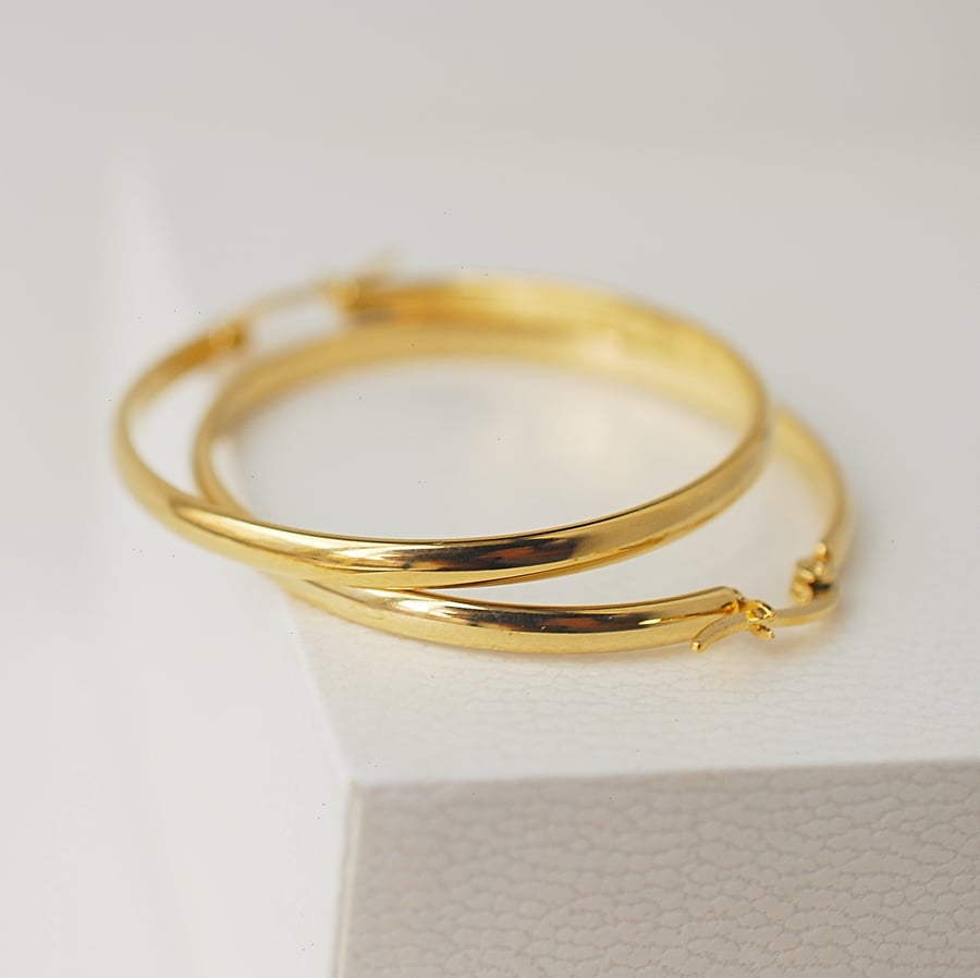 Elegant Hoop earrings, D shape hoop, 18k Gold plated circle earrings