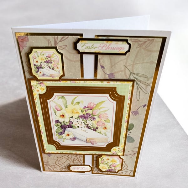 Easter Card. Floral Easter Card. Easter Blessings Greeting Card.