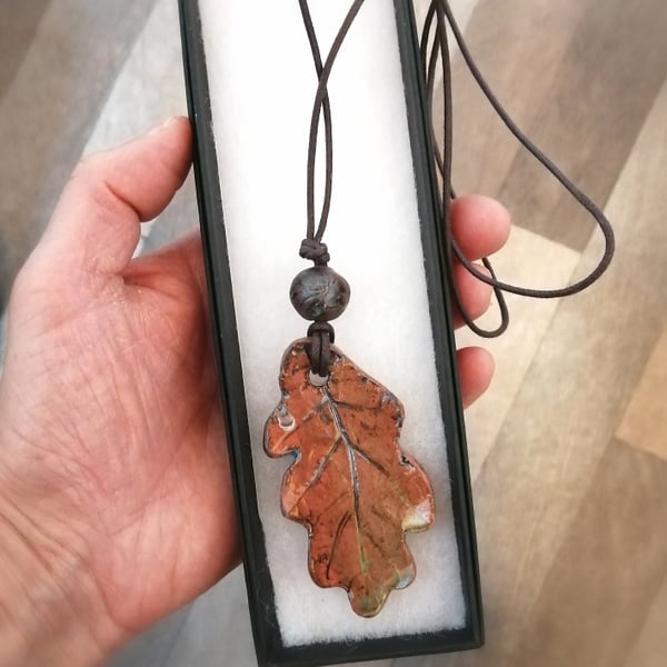 Oak Leaf Pendant Necklace  1